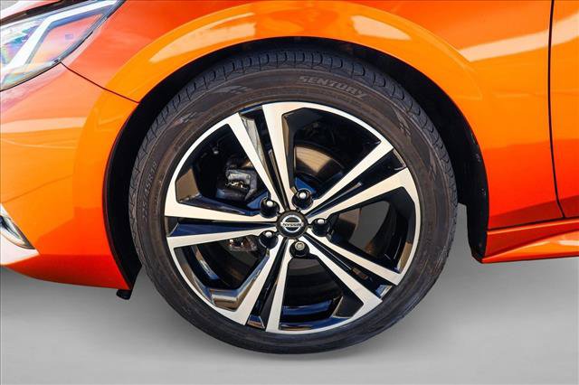 Used 2022 Nissan Sentra SR w/ SR Premium Package FWD image 9