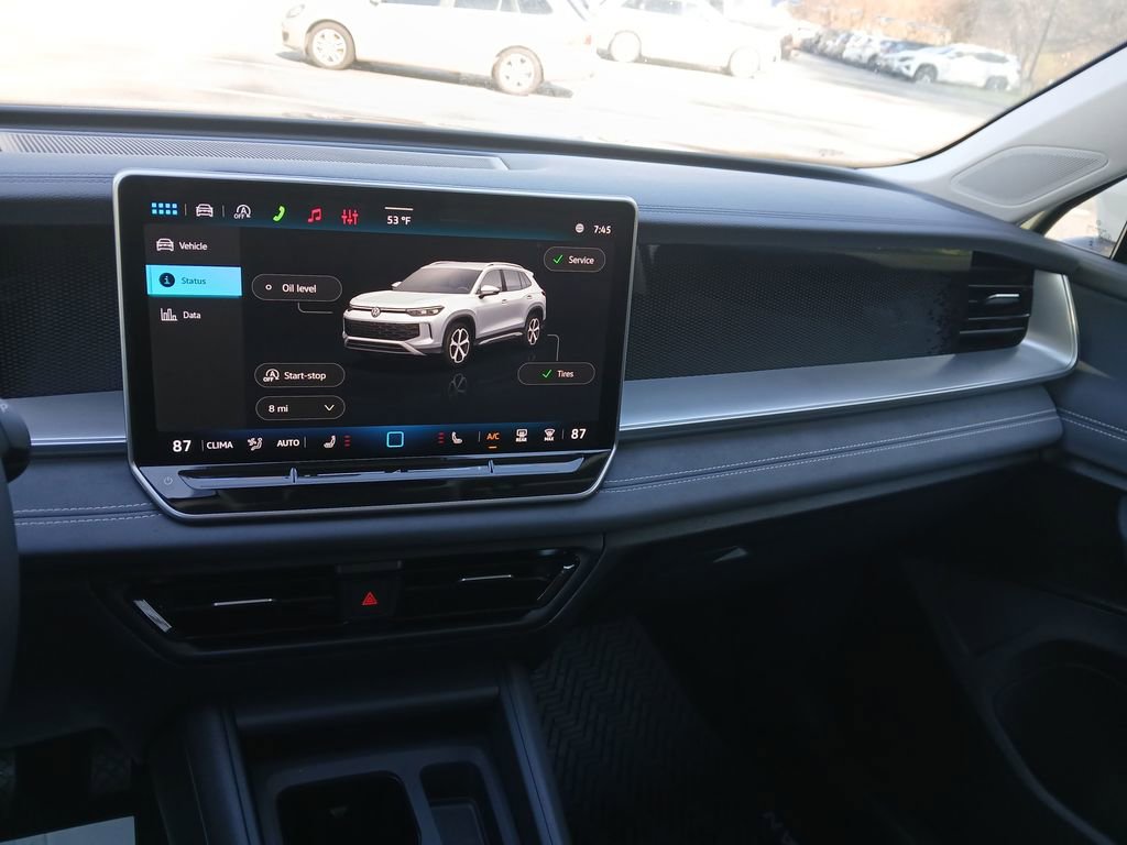 New 2026 Volkswagen Tiguan SE AWD/4WD image 17