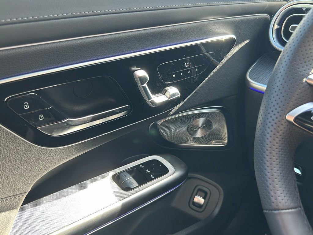 Used 2025 Mercedes-Benz CLE 450 4MATIC Coupe image 18