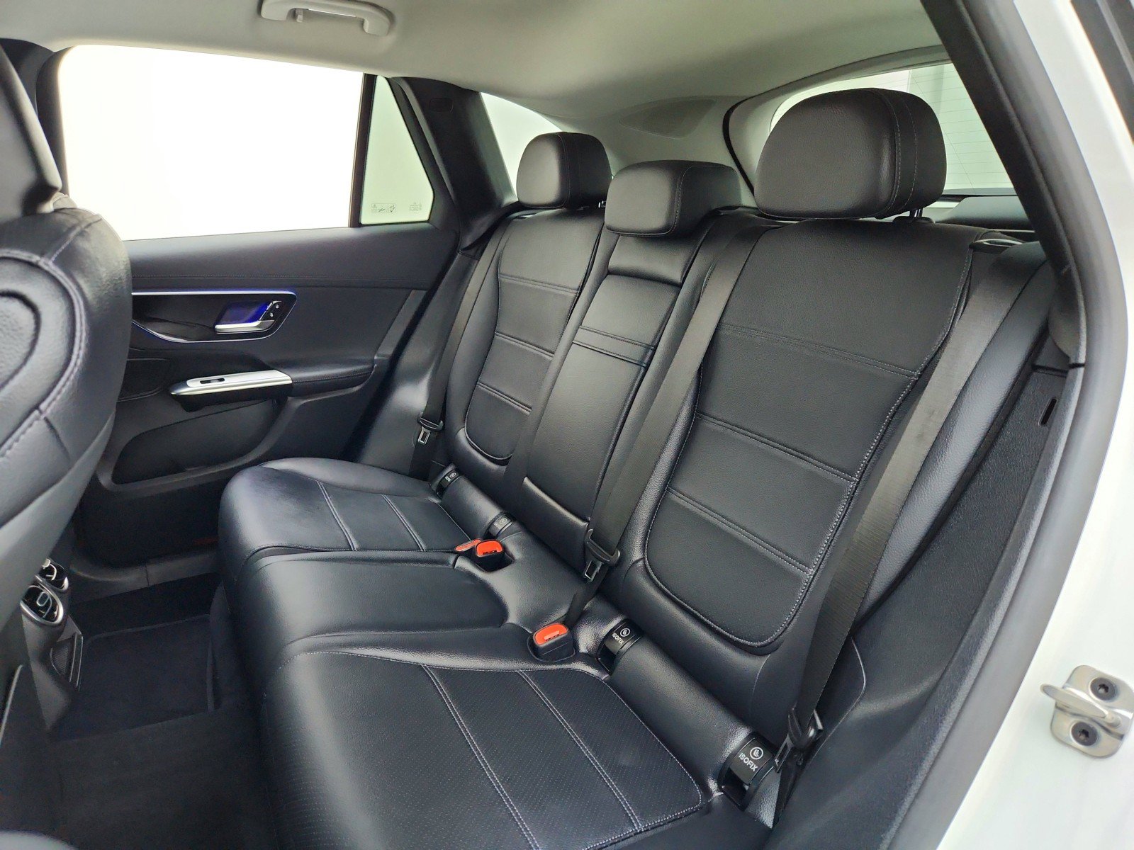 Certified 2024 Mercedes-Benz GLC 300 image 26