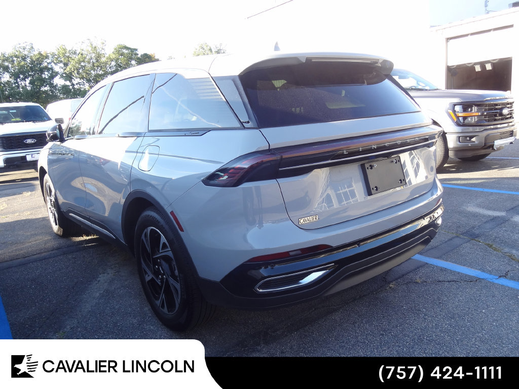 Used 2026 Lincoln Nautilus Premier w/ Equipment Group 102A AWD/4WD image 6