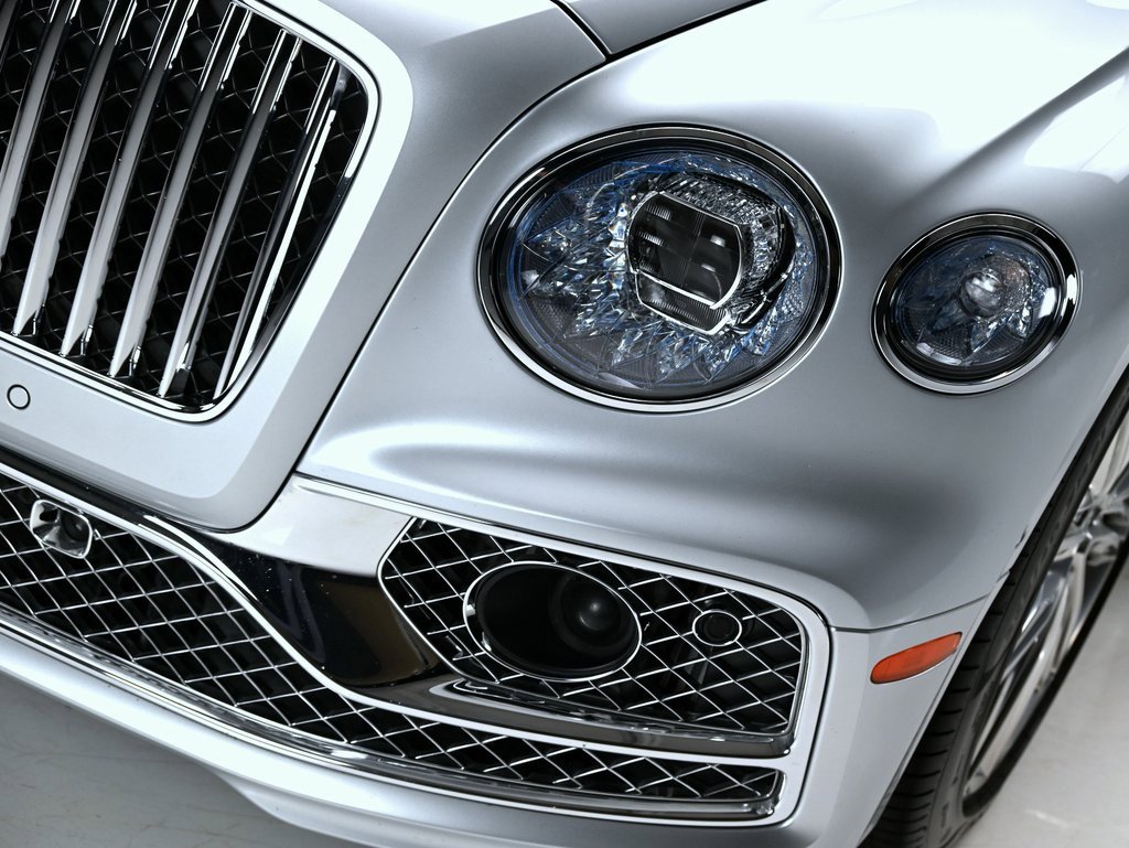 Certified 2021 Bentley Flying Spur V8 image 25