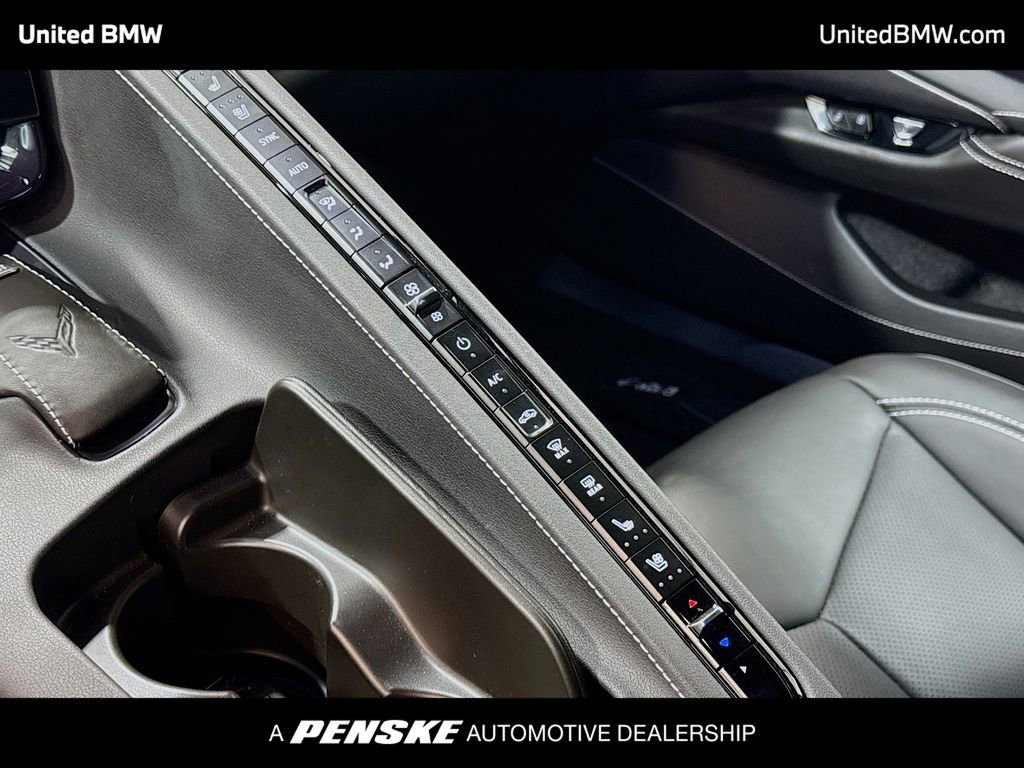 Used 2023 Chevrolet Corvette Stingray w/ Stealth Interior Trim Package image 11