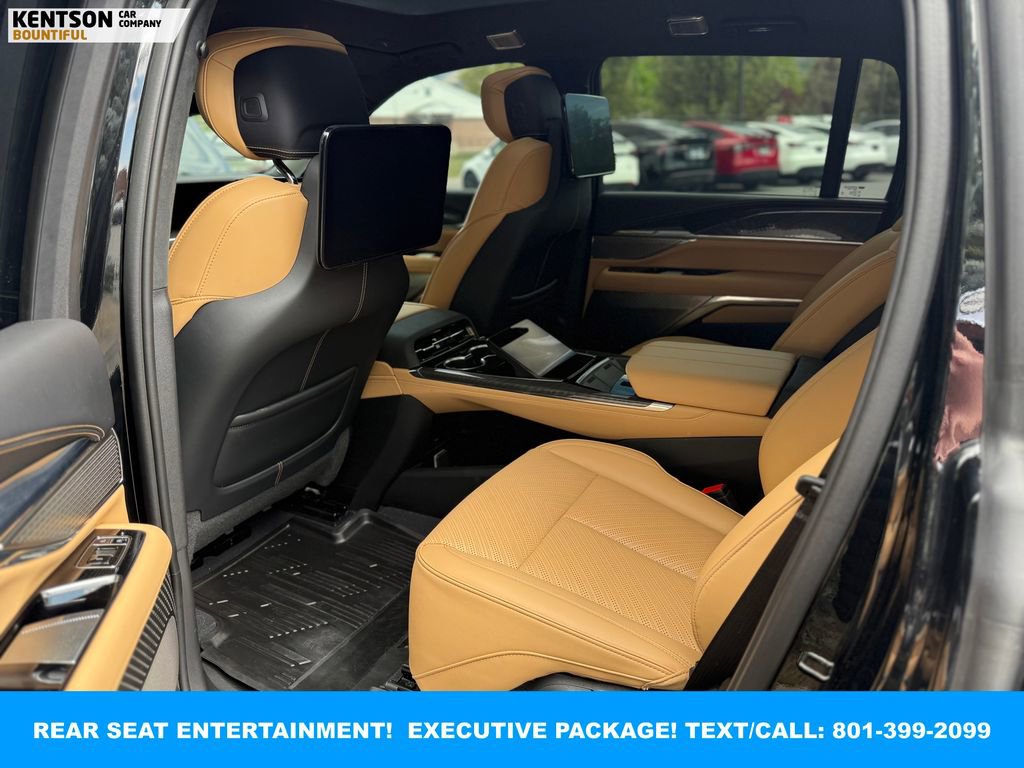 Used 2025 Cadillac Escalade IQ Sport 2 AWD/4WD image 38