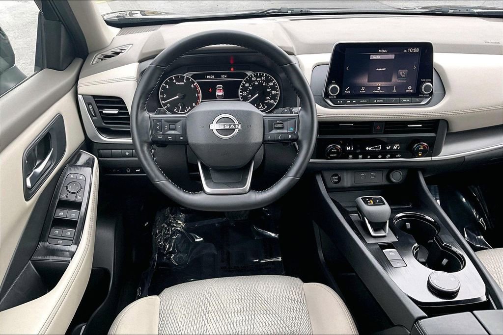 Used 2025 Nissan Rogue SV AWD/4WD image 5