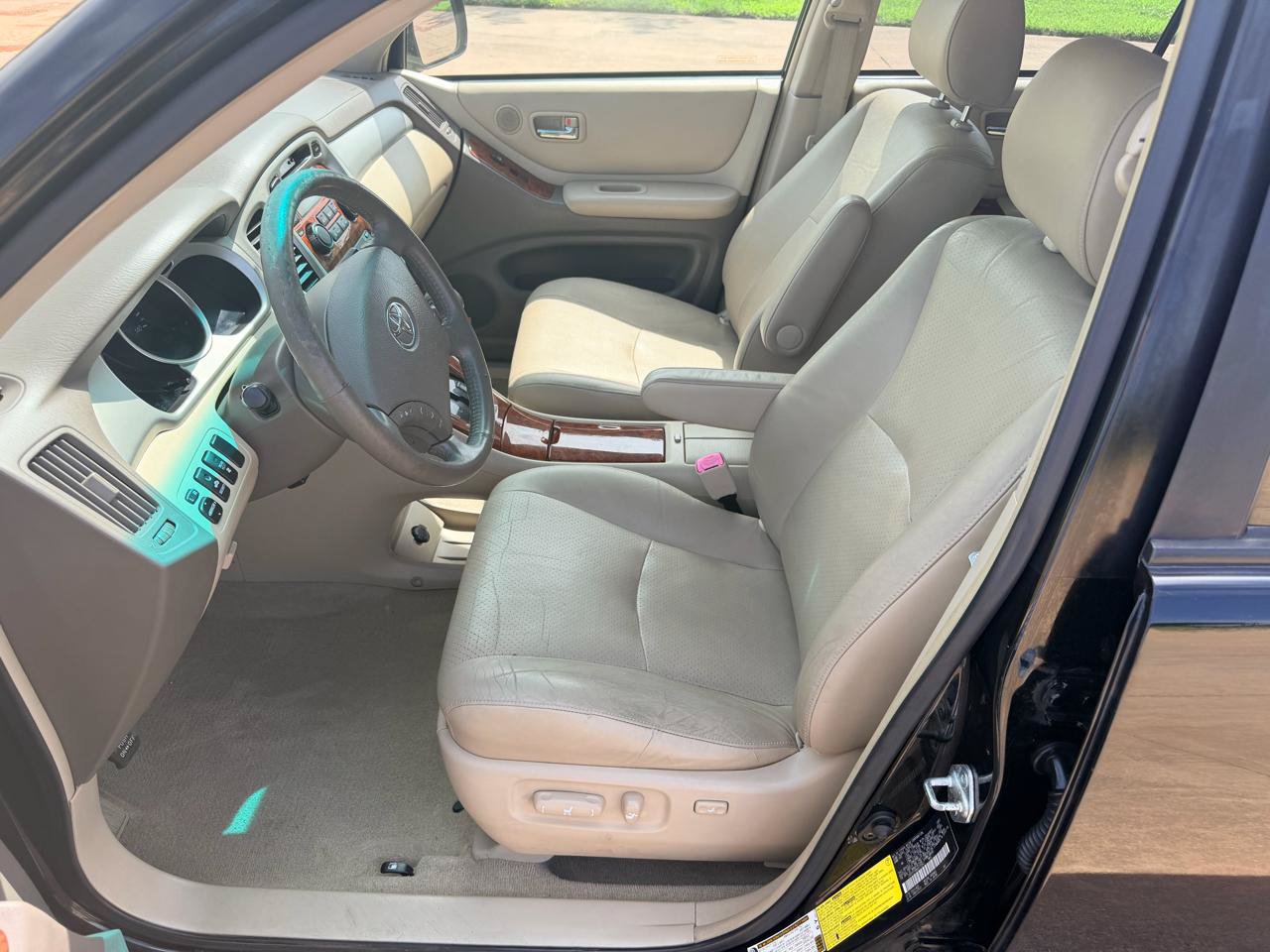 Used 2006 Toyota Highlander Limited AWD/4WD image 16