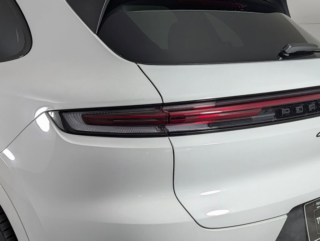 New 2026 Porsche Cayenne image 16