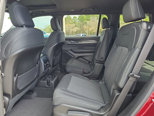 New 2026 Jeep Grand Cherokee L 2WD image 13