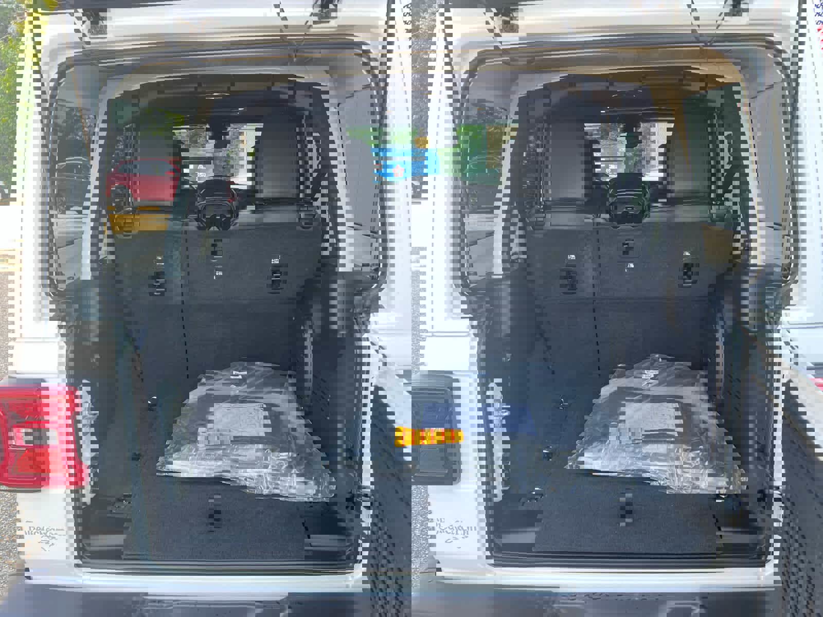 New 2025 Jeep Wrangler Sahara image 36