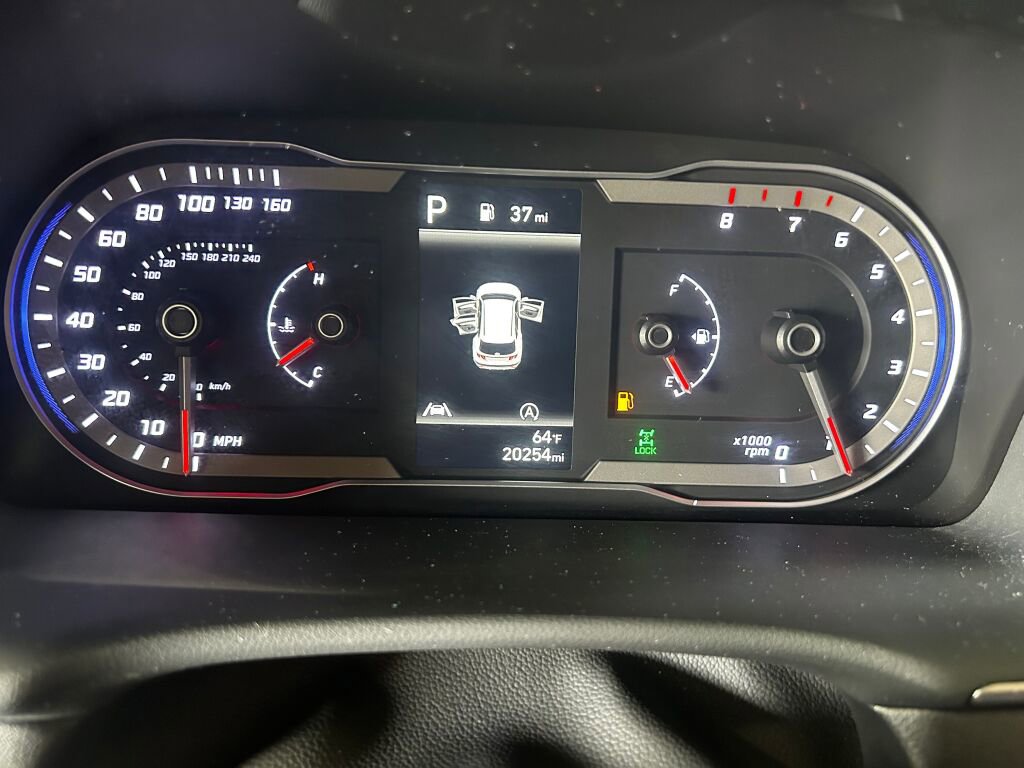 Used 2024 Hyundai Tucson SE image 3