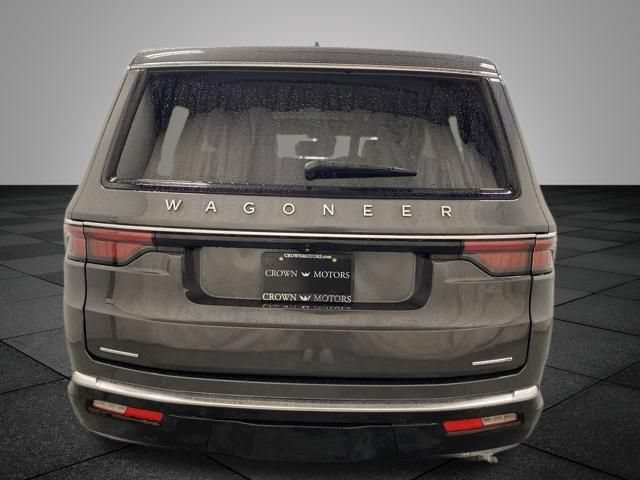 Used 2022 Jeep Wagoneer Series III w/ Premium Group I AWD/4WD image 5