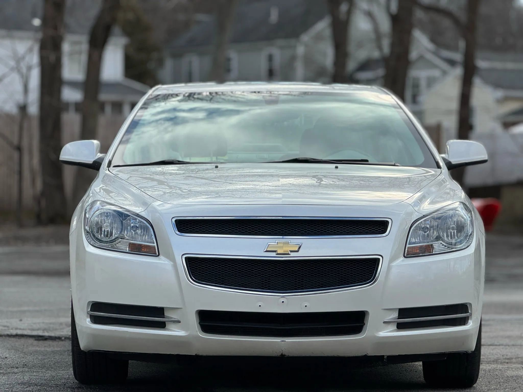 Used 2011 Chevrolet Malibu LT w/ White Diamond Premium Package image 2