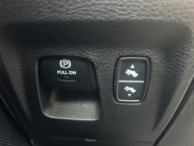 Used 2021 RAM 1500 Laramie AWD/4WD image 30