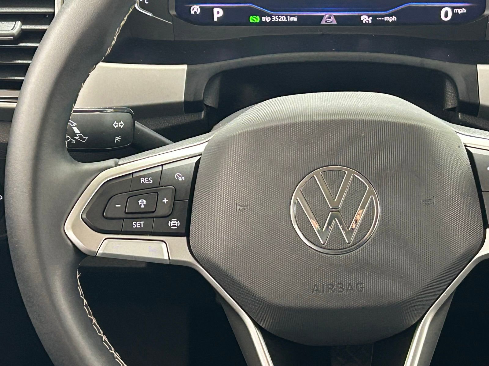 Used 2023 Volkswagen Atlas SE image 11