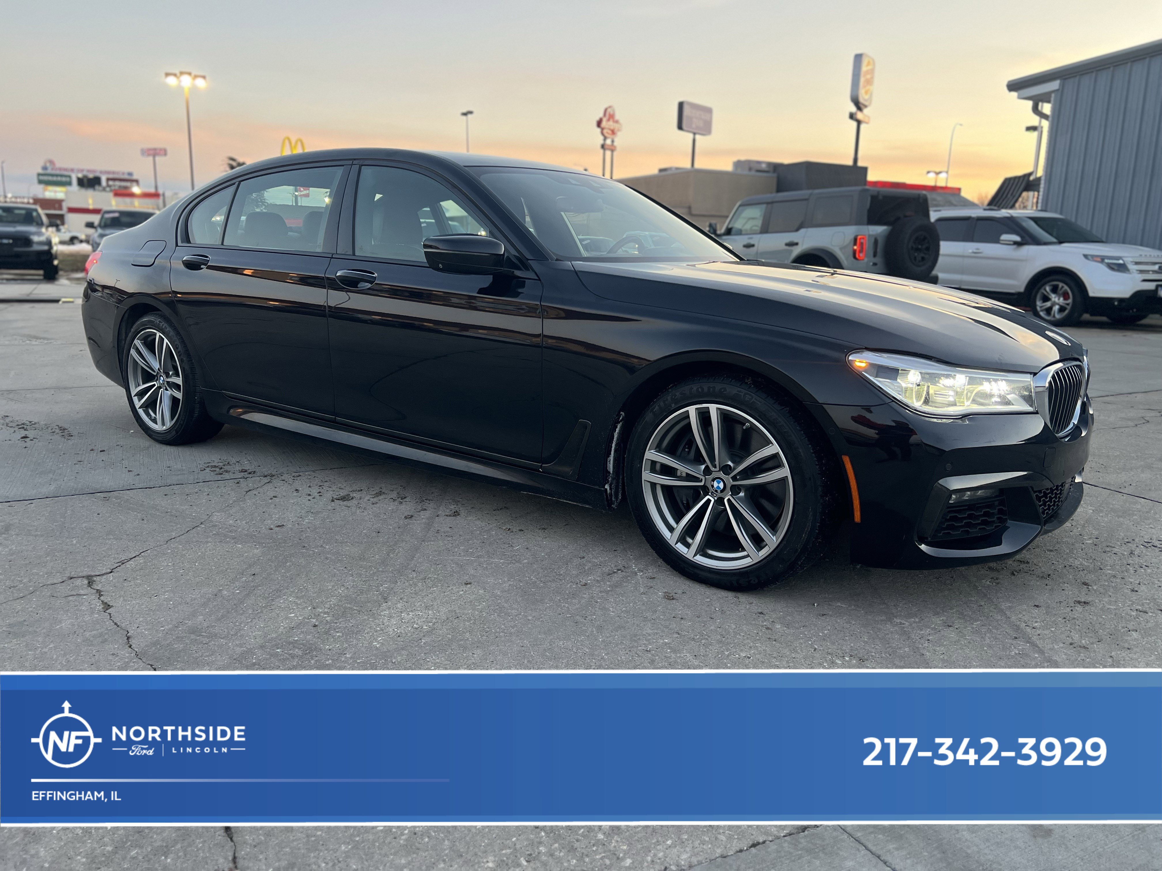 Used 2016 BMW 750i xDrive image 1