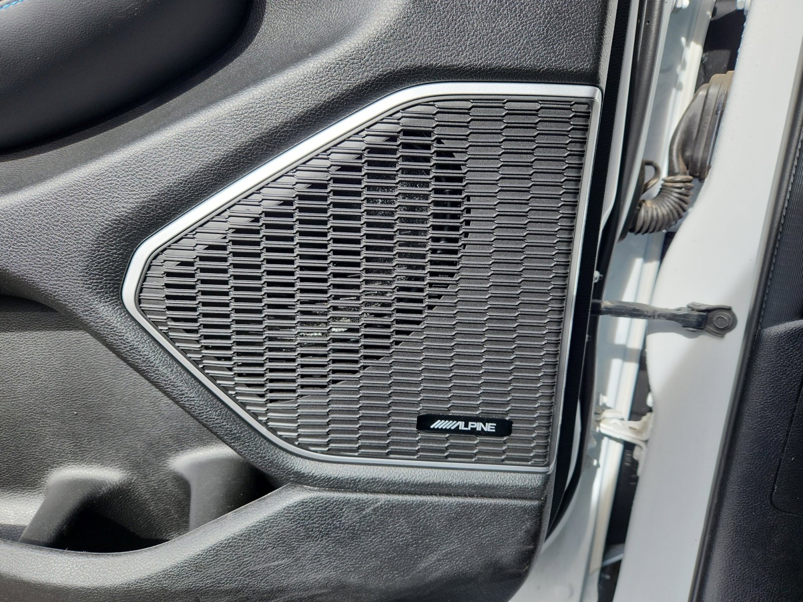 Used 2024 Jeep Grand Cherokee Trailhawk image 27