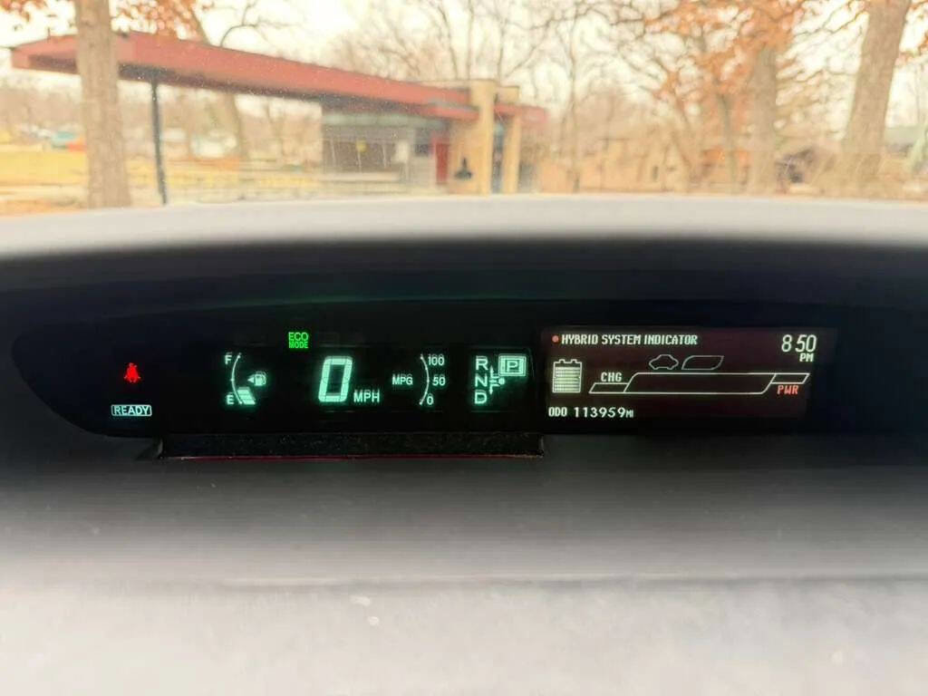 Used 2013 Toyota Prius Two image 11