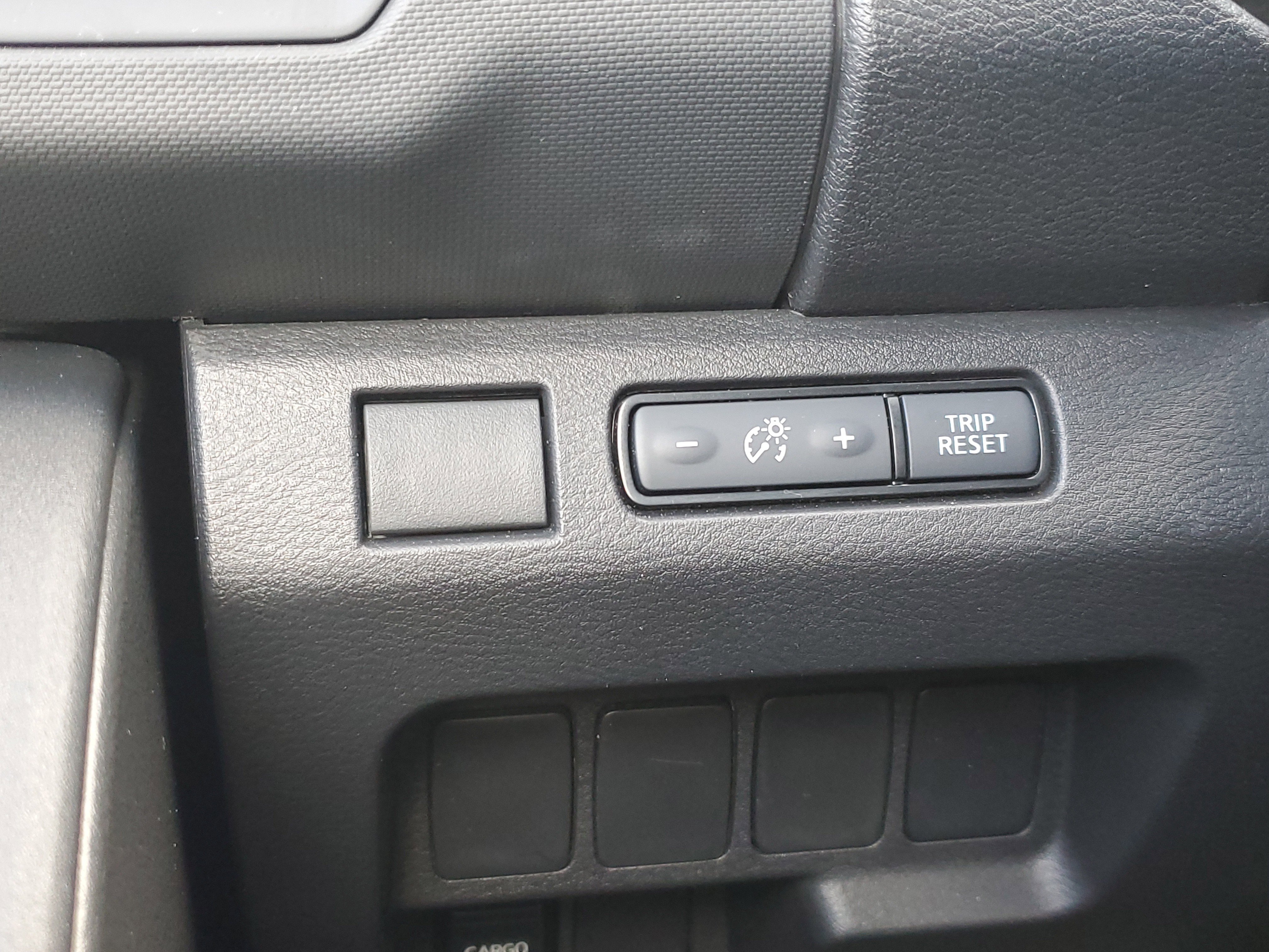 Certified 2024 Nissan Frontier S image 23