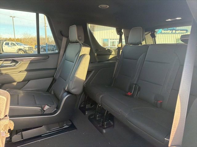 New 2026 GMC Yukon Elevation image 38