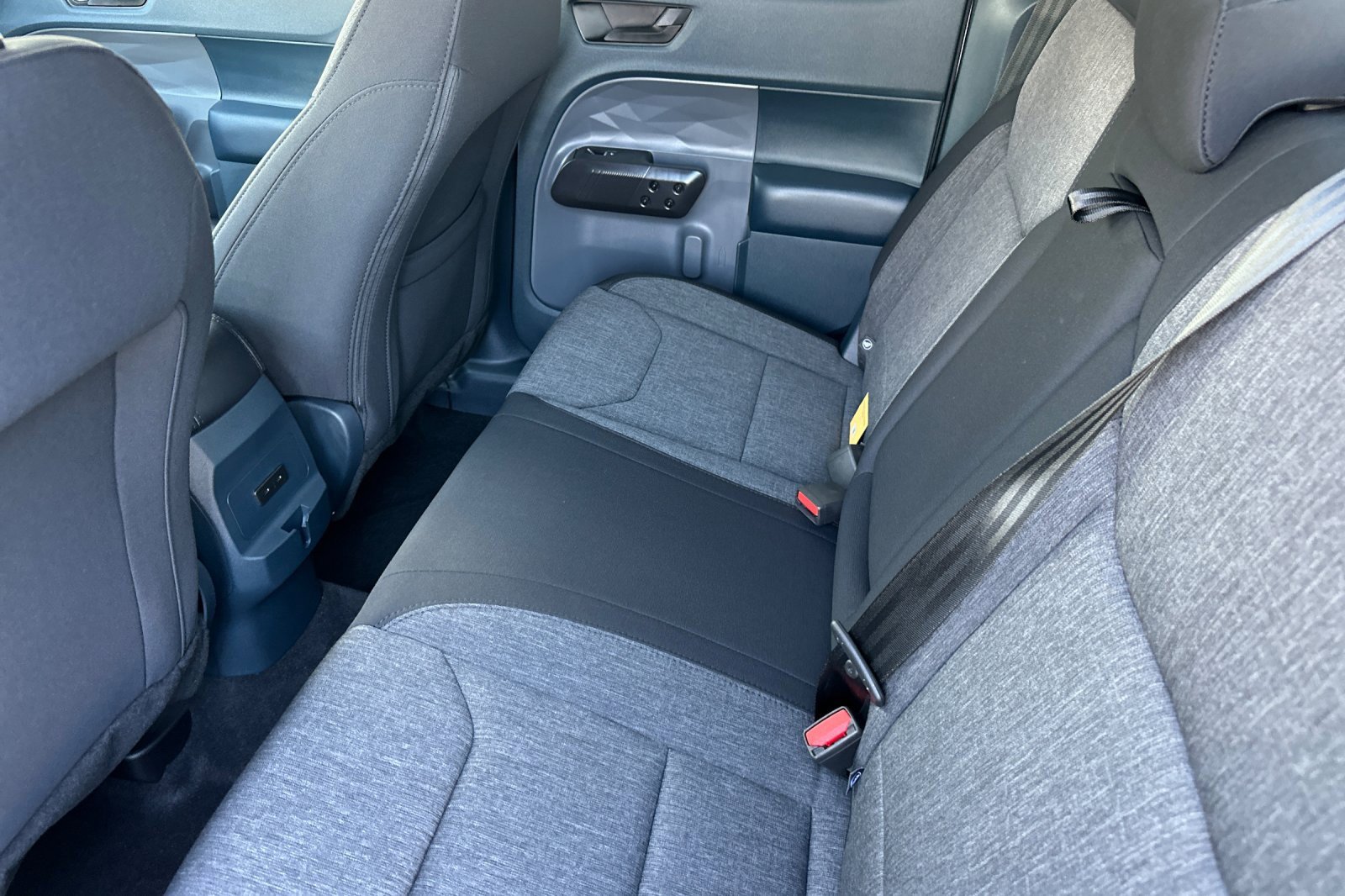 New 2025 Ford Maverick XLT w/ Black Appearance Package image 12