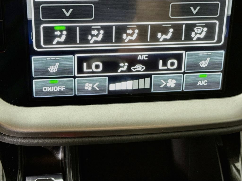 Certified 2025 Subaru Outback Premium AWD/4WD image 13