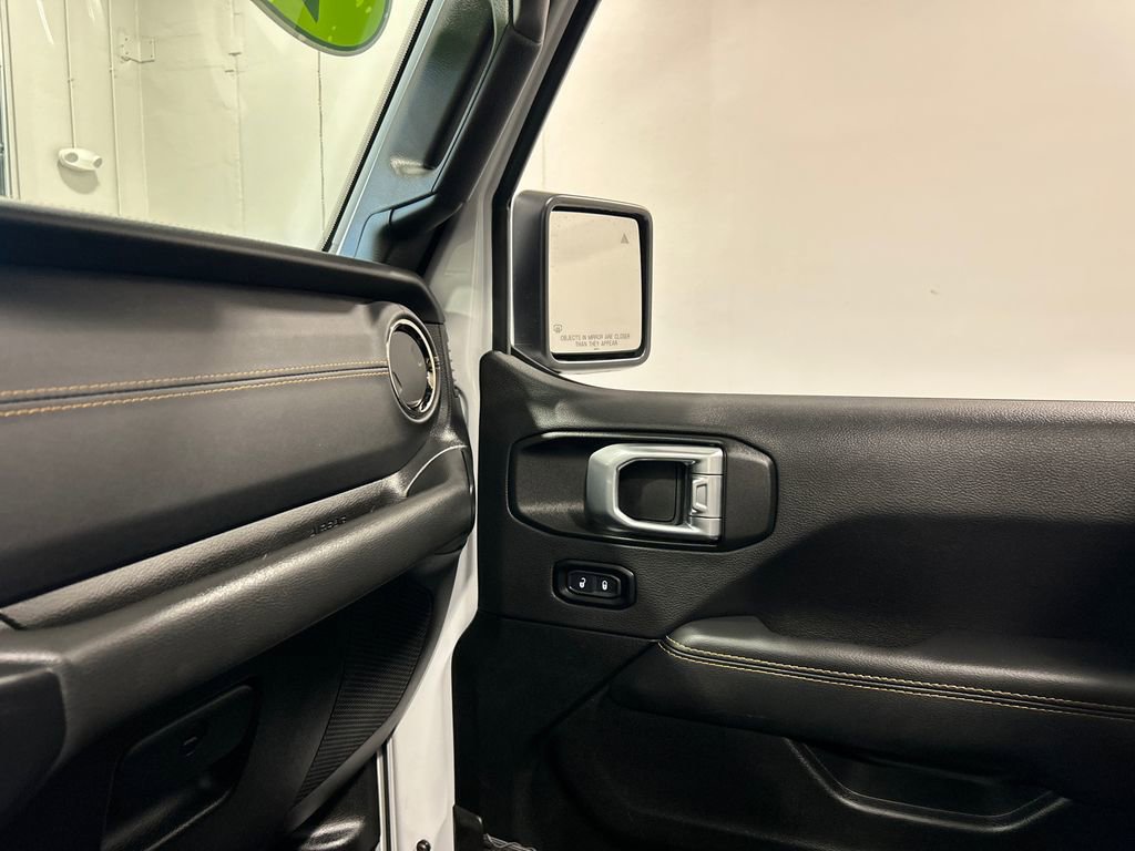 Used 2022 Jeep Wrangler Unlimited Sahara image 26