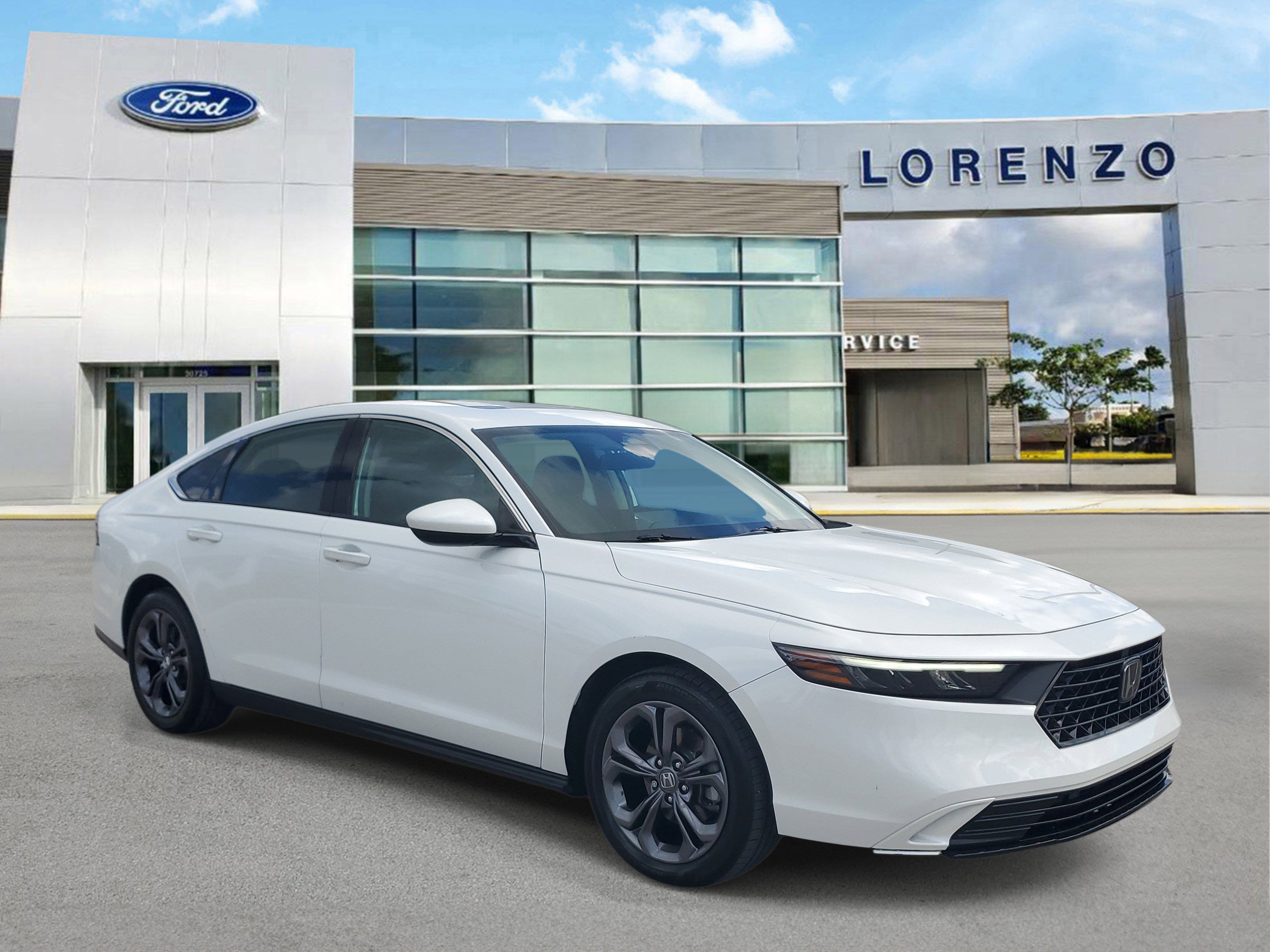 Used 2023 Honda Accord EX image 3