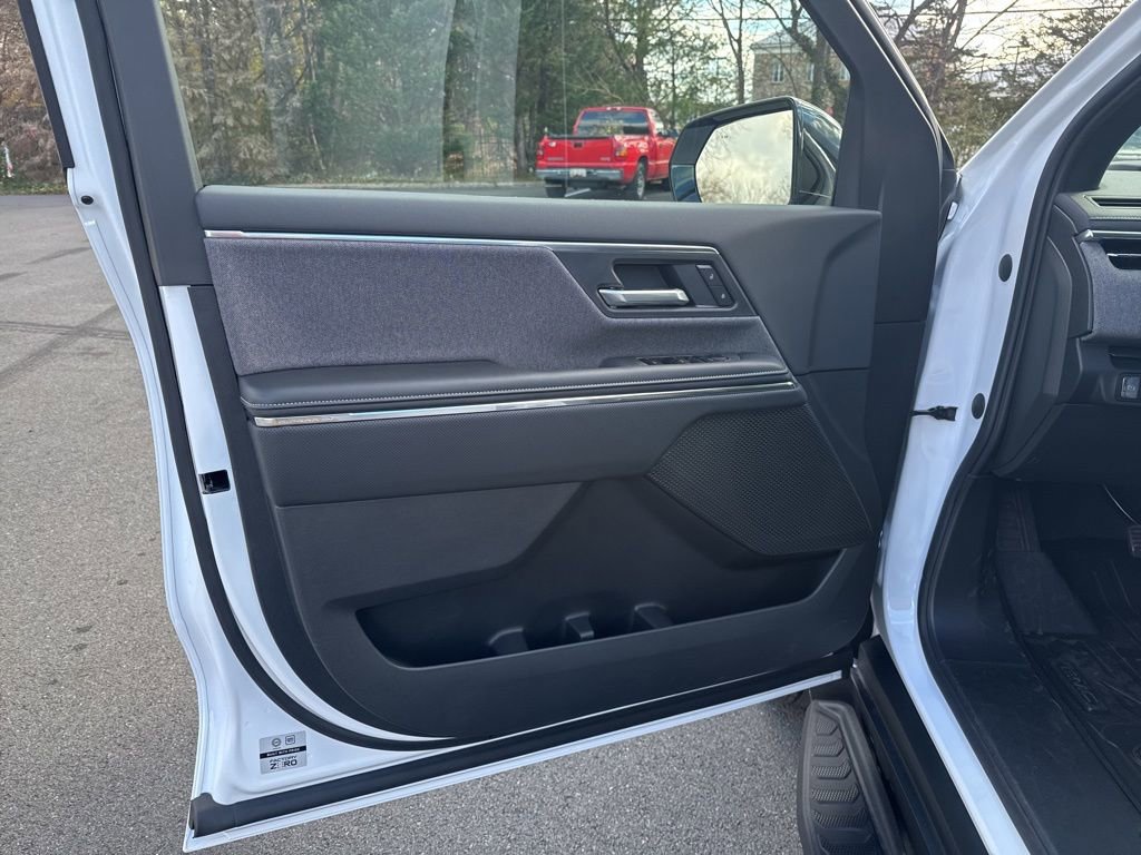 New 2026 GMC Sierra EV Elevation w/ LPO, Elevation Dark Package AWD/4WD image 19