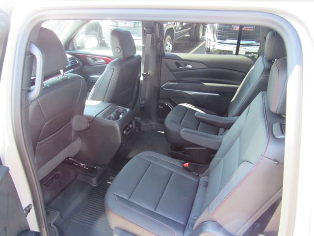 Used 2026 Chevrolet Traverse Z71 w/ Enhanced Driving Package AWD/4WD image 25