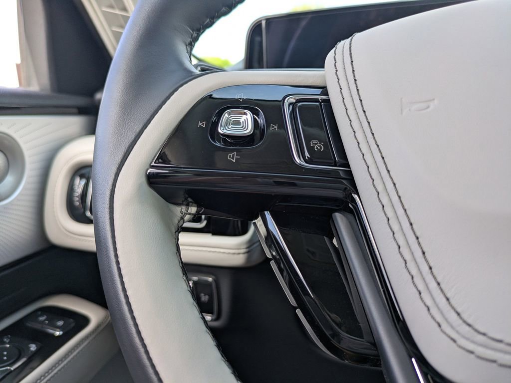 New 2026 Lincoln Aviator Reserve AWD/4WD image 29