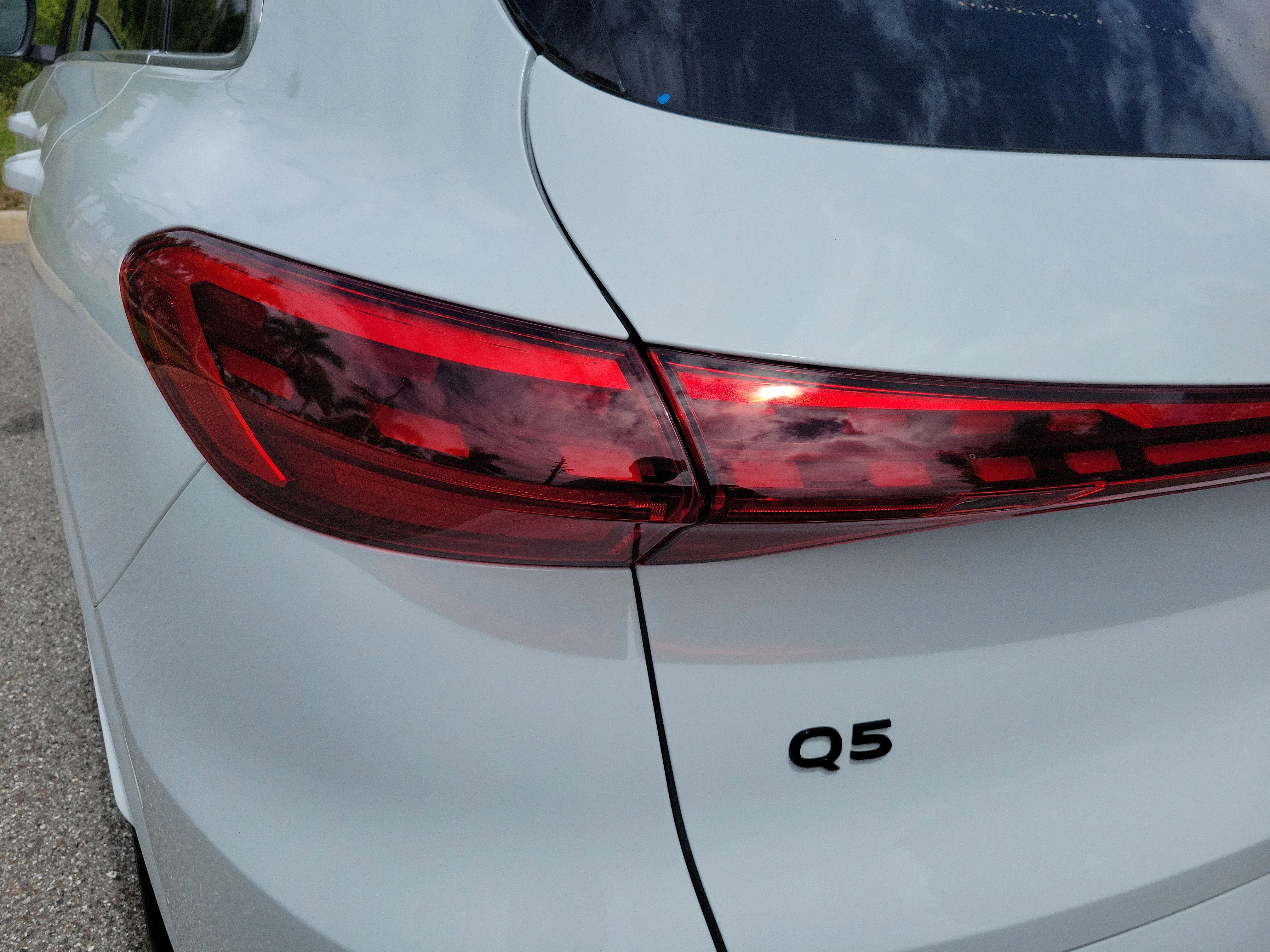 Used 2025 Audi Q5 Premium w/ Convenience Package image 10