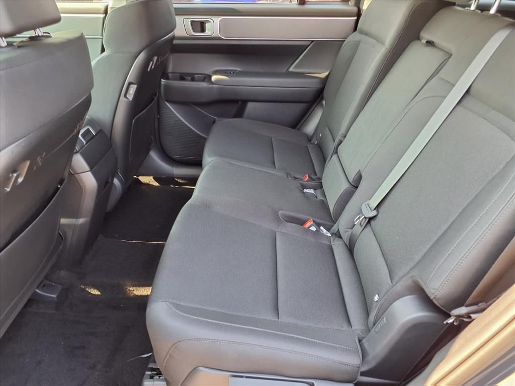 New 2026 Hyundai Santa Fe SE image 8