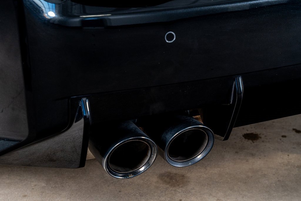 Used 2023 BMW M2 w/ Lighting Package image 26