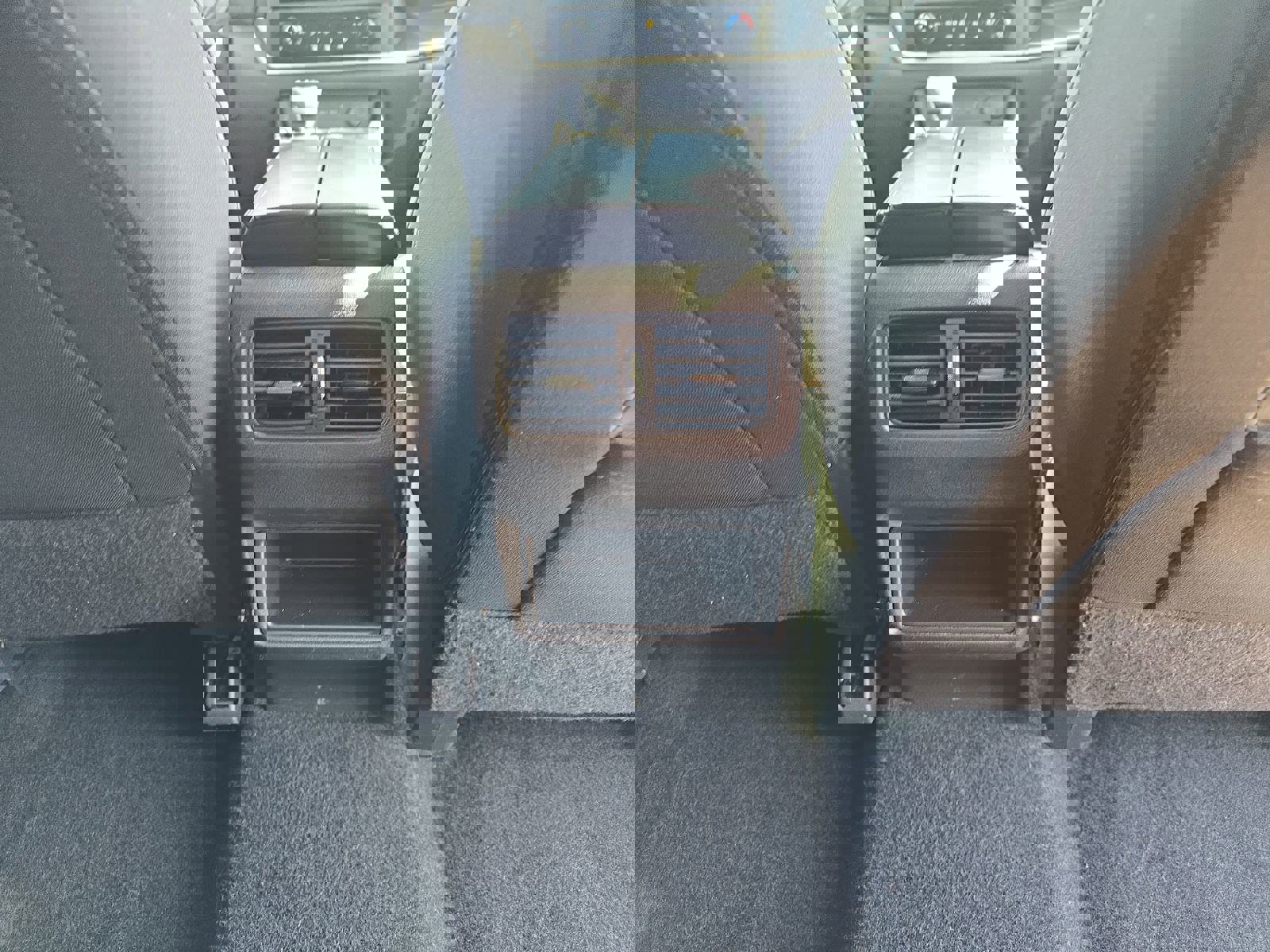 Used 2023 Nissan Rogue S image 13