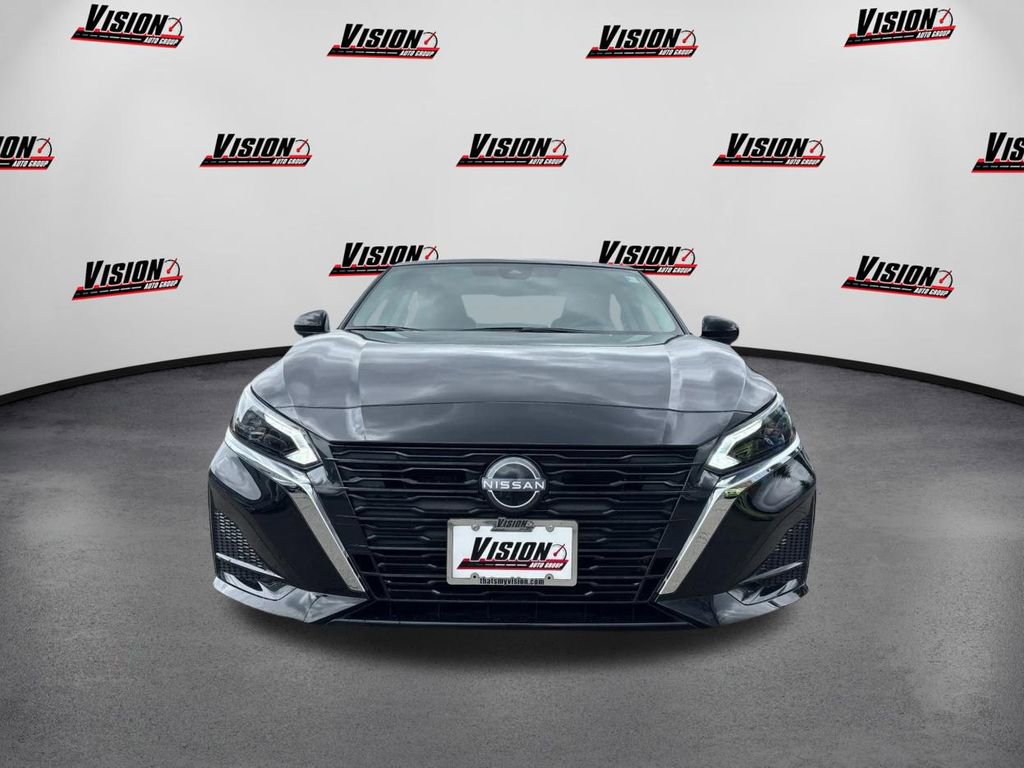 Used 2025 Nissan Altima 2.5 SV w/ SV Special Edition Package video 2