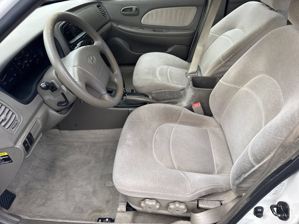 Used 2001 Hyundai Sonata FWD image 9
