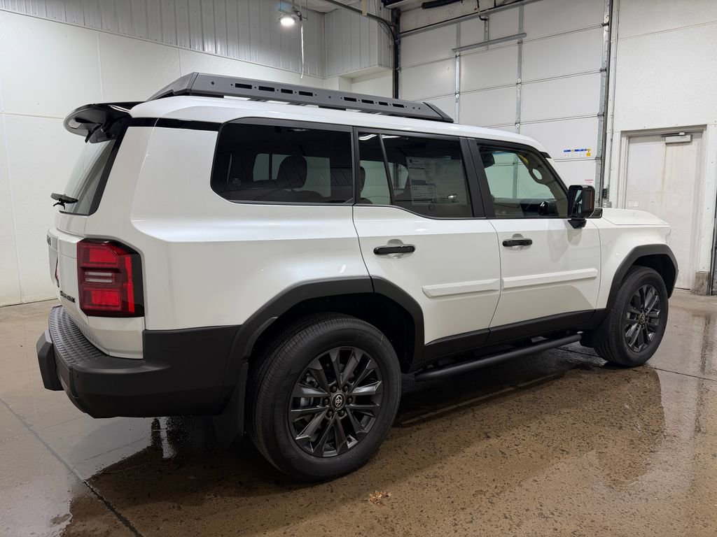 New 2027 Toyota Land Cruiser w/ Premium Package AWD/4WD image 17