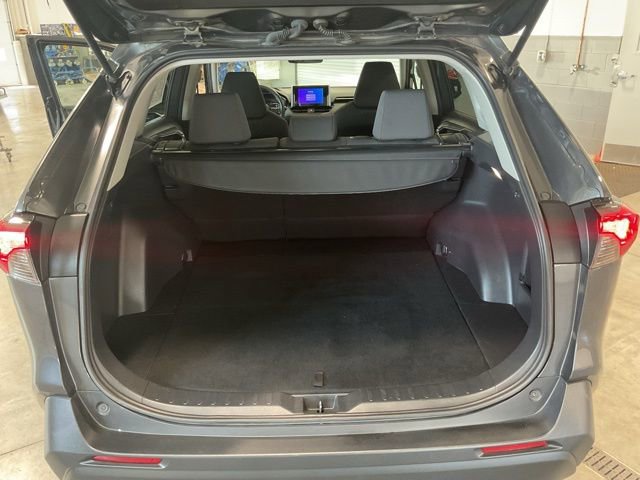 Used 2024 Toyota RAV4 XLE AWD/4WD image 20