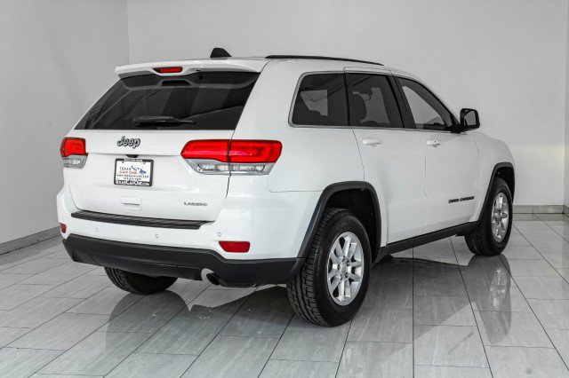 Used 2018 Jeep Grand Cherokee Laredo image 6