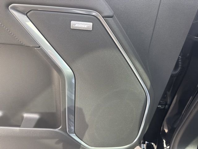 New 2026 GMC Sierra 1500 SLT image 32