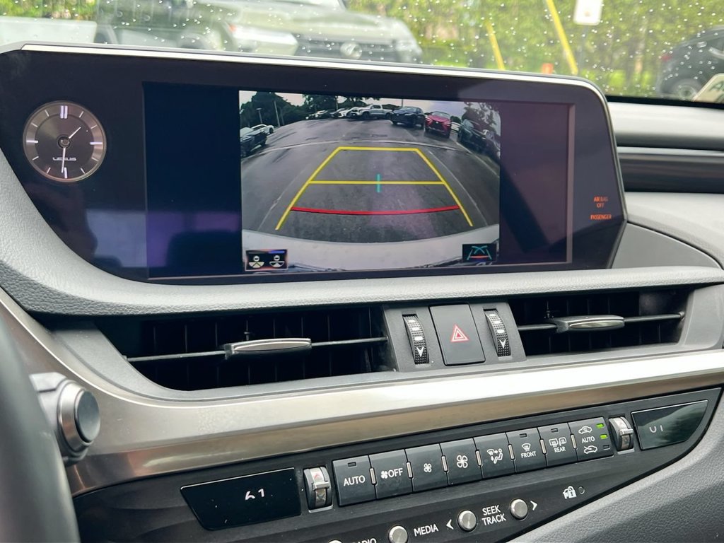 Used 2019 Lexus ES 350 w/ Accessory Package 2 FWD image 16