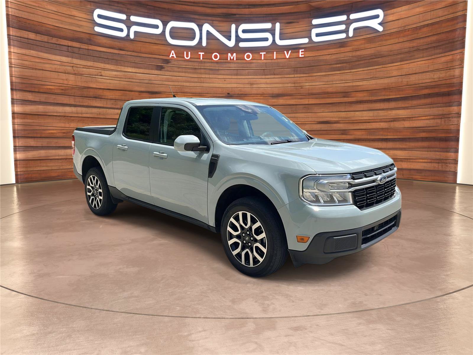 Used 2023 Ford Maverick Lariat FWD image 9