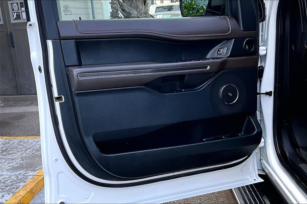 Used 2020 Ford Expedition King Ranch image 20