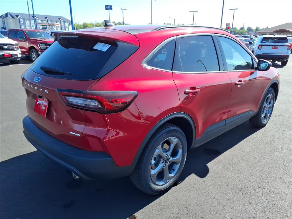 New 2026 Ford Escape ST-Line image 3