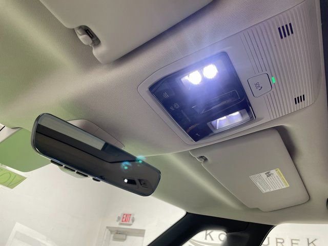 New 2025 Volkswagen ID. Buzz Pro S Plus image 22