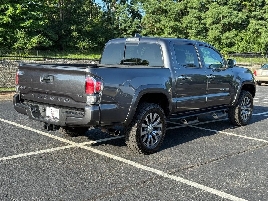 Certified 2022 Toyota Tacoma Limited image 4