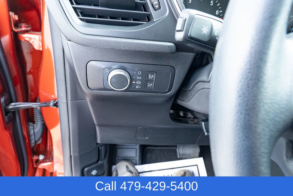 Used 2020 Ford Escape SE image 27