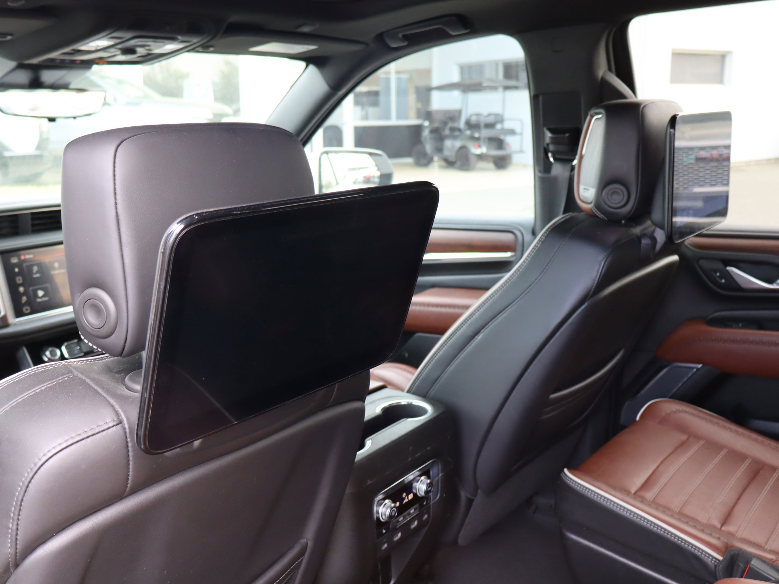 Certified 2023 GMC Yukon Denali Ultimate image 14