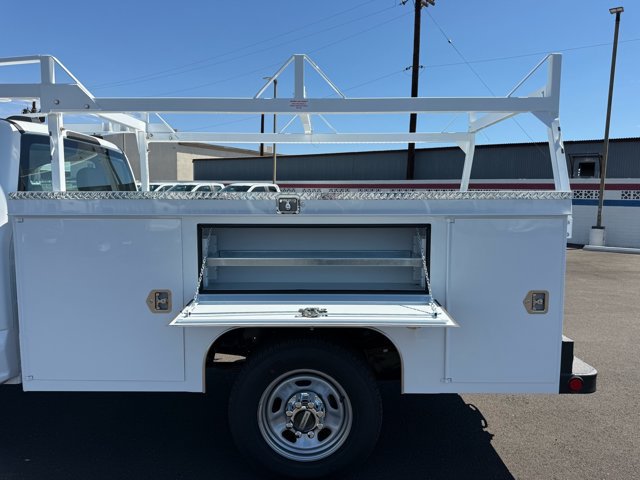 New 2026 Ford F350 XL w/ XL Chrome Package RWD image 13