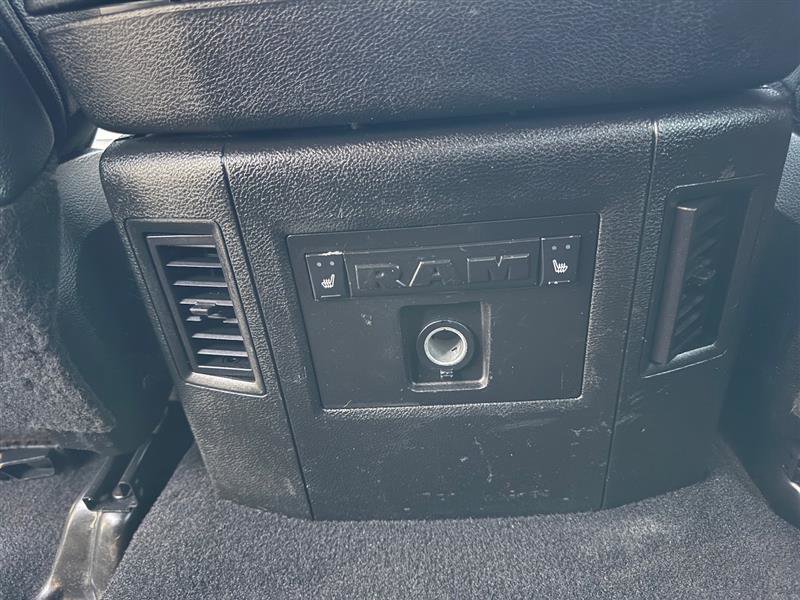 Used 2018 RAM 3500 Laramie image 24